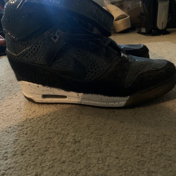 Nike Air Revolution Sky Hi High NYFW Fashion Week Womens Size 10 633525-001 NYC - Picture 4 of 7